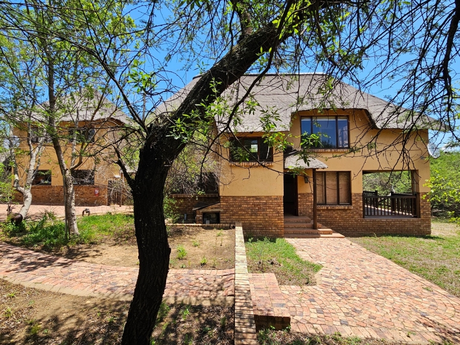 3 Bedroom Property for Sale in Boschenvaal River Front Lodges Free State